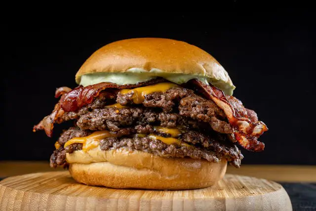 bacon cheeseburger