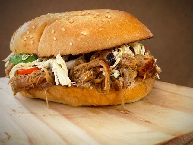 PULLED PORK SLIDERS