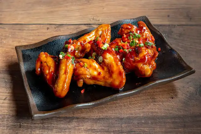 classic wings